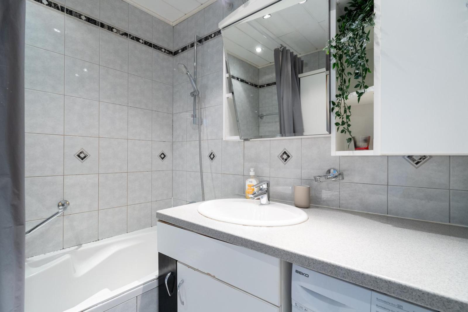 Two Bedrooms - 85 Squaremeters - 4 Min To U6 Dresdner Str Виена Екстериор снимка
