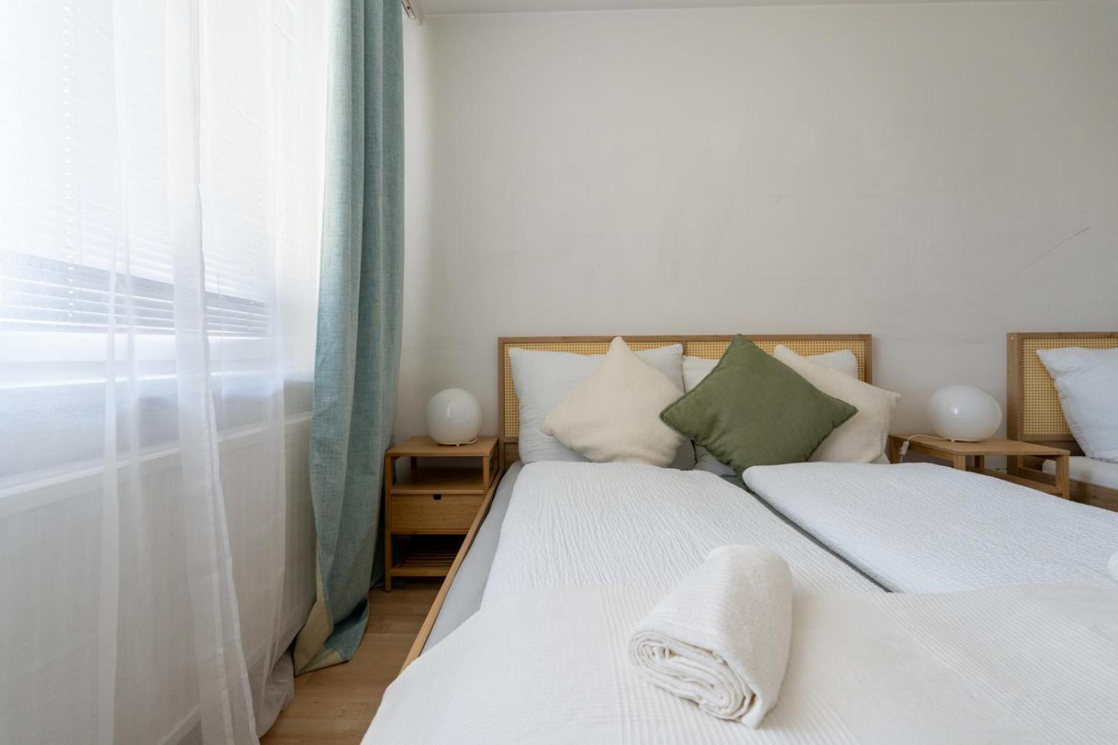 Two Bedrooms - 85 Squaremeters - 4 Min To U6 Dresdner Str Виена Екстериор снимка