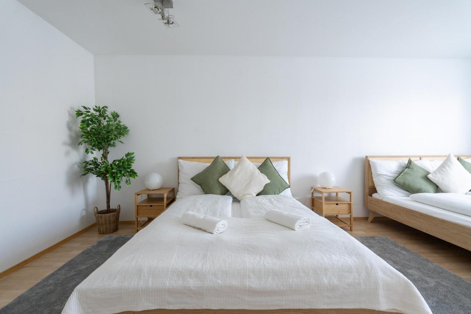 Two Bedrooms - 85 Squaremeters - 4 Min To U6 Dresdner Str Виена Екстериор снимка
